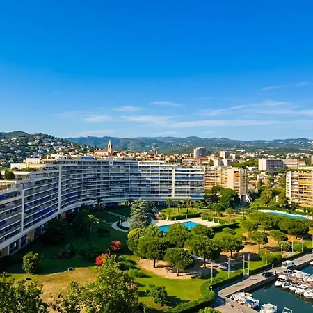 아파트 Cannes Marina - Standing Presta *